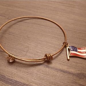 Bronze flag Crystal‎ bracelet